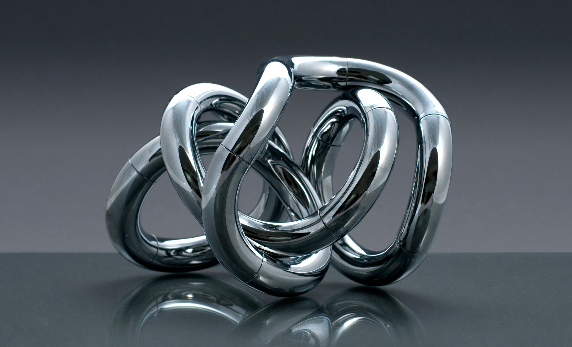 tangle museum chrome art therapy office desktop sculpture